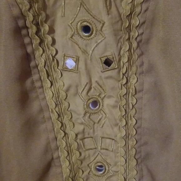 Xhilaration Top - Picture 2 of 4